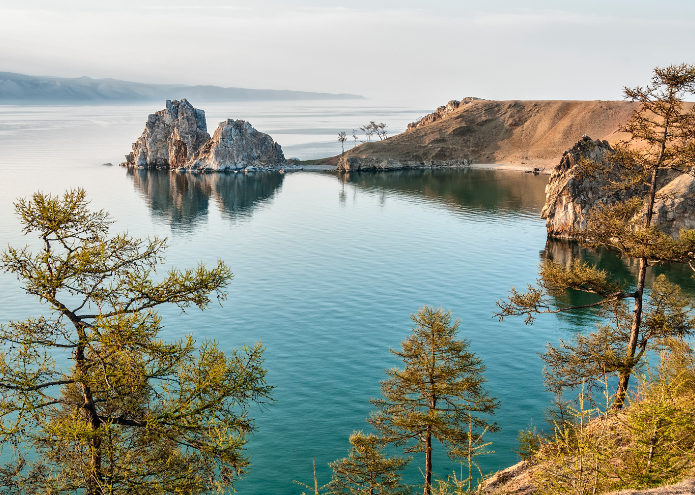 World’s Top 5 Great Lakes: Nature’s Majestic Mirrors 3 World’s Top 5 Great Lakes: Nature’s Majestic Mirrors