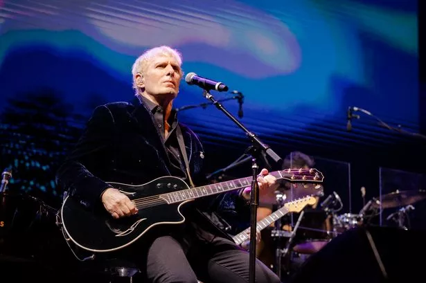What Illness Did Singer Michael Bolton Have? 3 What Illness Did Singer Michael Bolton Have?